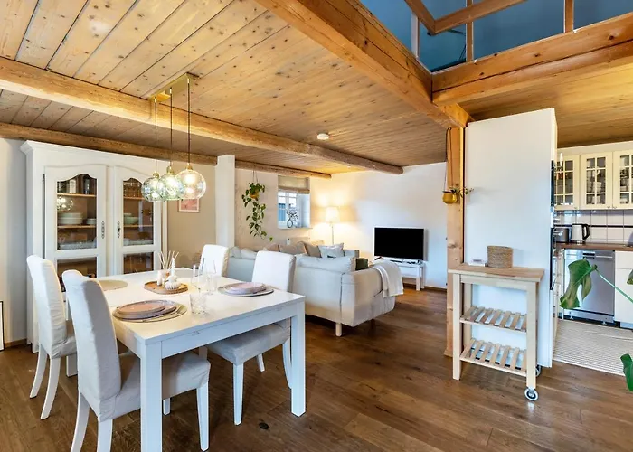 Jules Reetdachkate Ferienhaus *